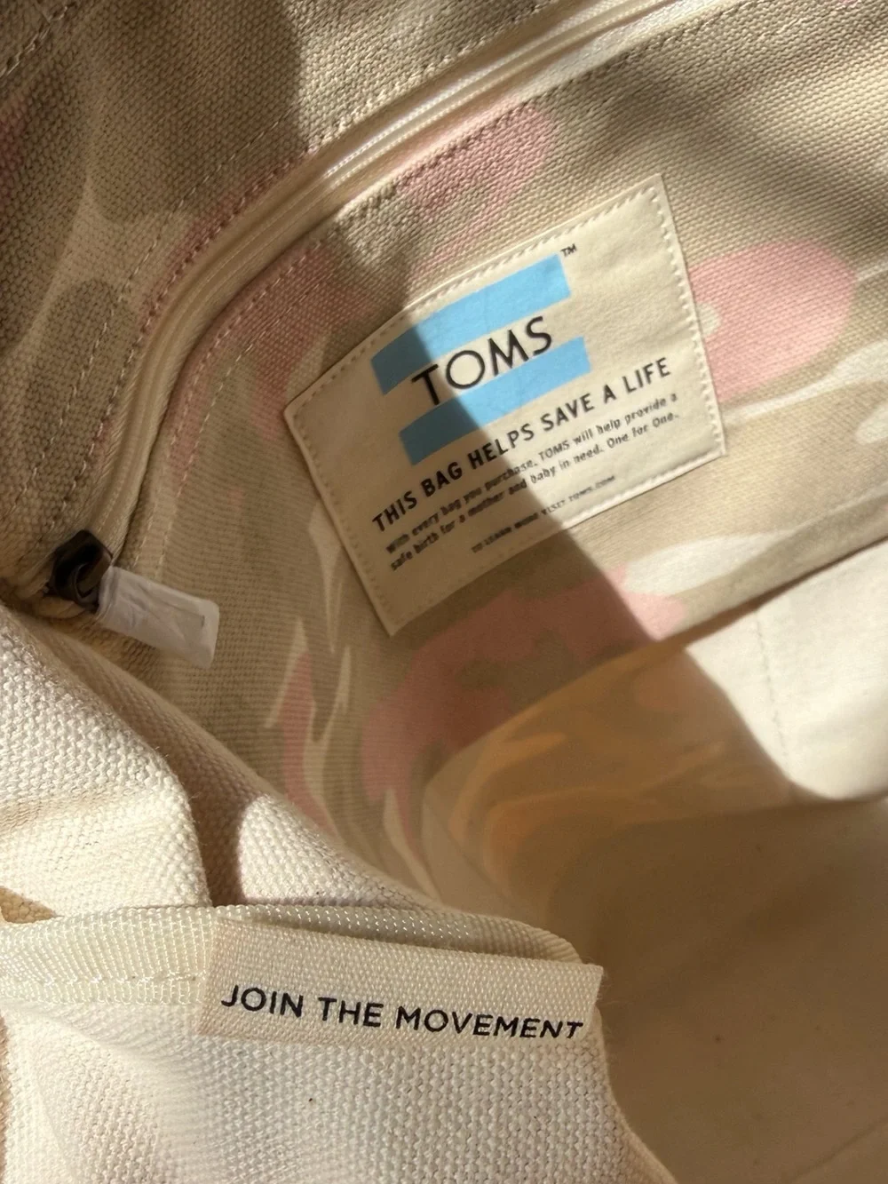 TOMS Pink Camo Canvas Crossbody Tote Bag Convertible Snap Top